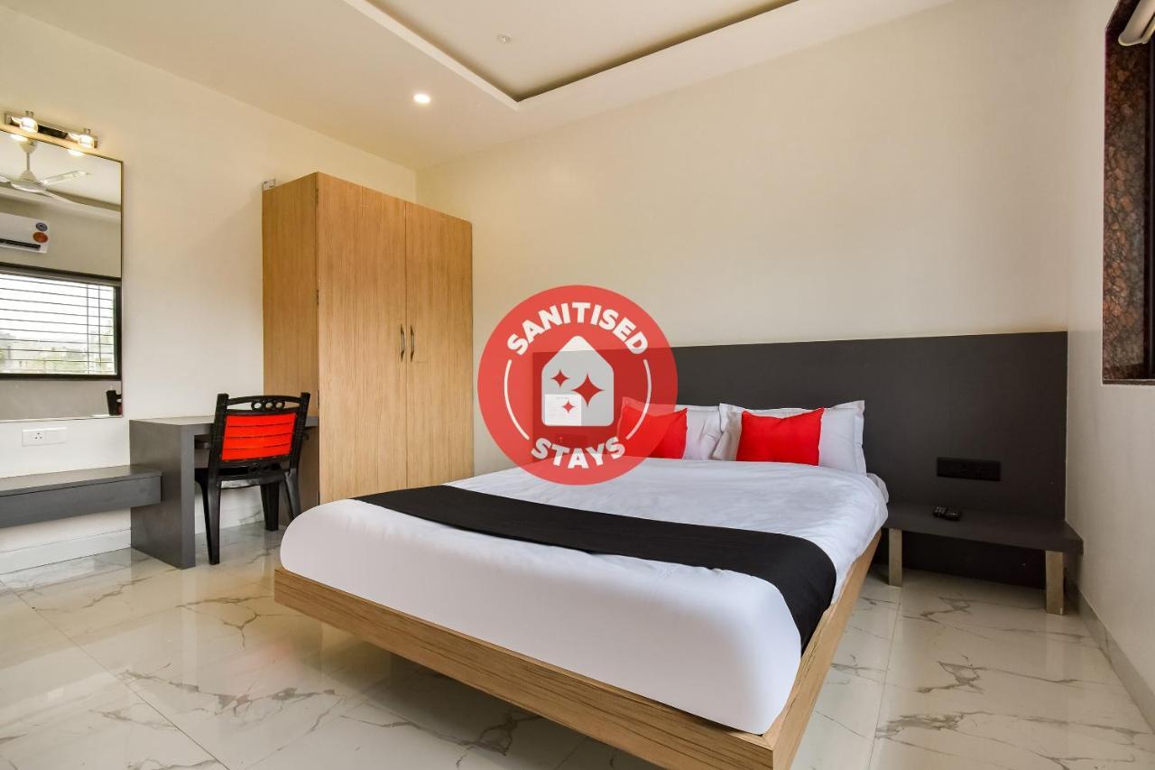 Capital O 71866 Hotel Ansh 奥兰加巴德 外观 照片